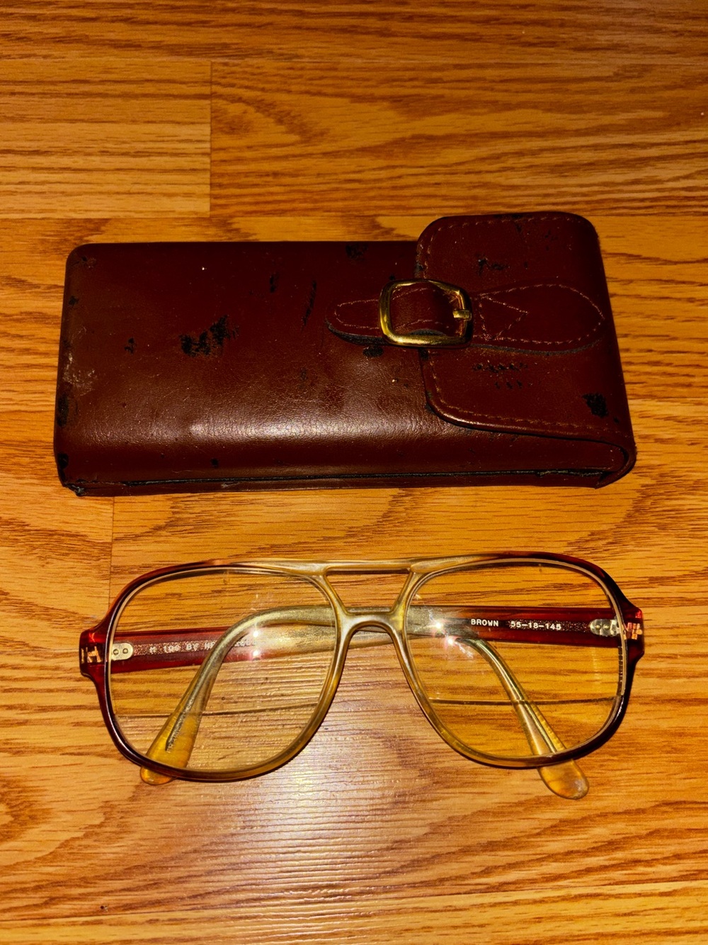 Vintage Brown Men's Aviator Glasses with Brown Case